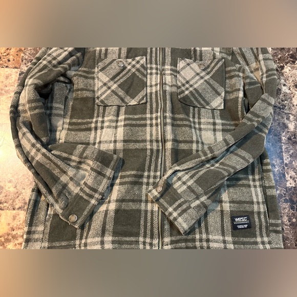 Wesc Plaid Warm Hooded Jacket with Sherpa Thick Material Pockets - Picture 2 of 8